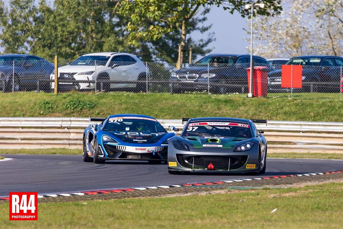 ginetta-g55-gt4-arrive-drive-package-gt-cup-2