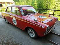 ford-cortina-1500-gt