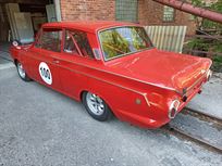 ford-cortina-1500-gt