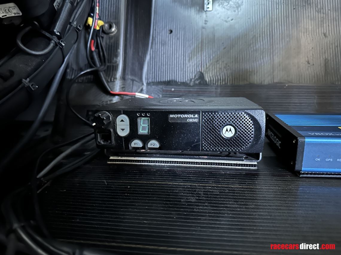 car-to-pit-radio-system-motorola