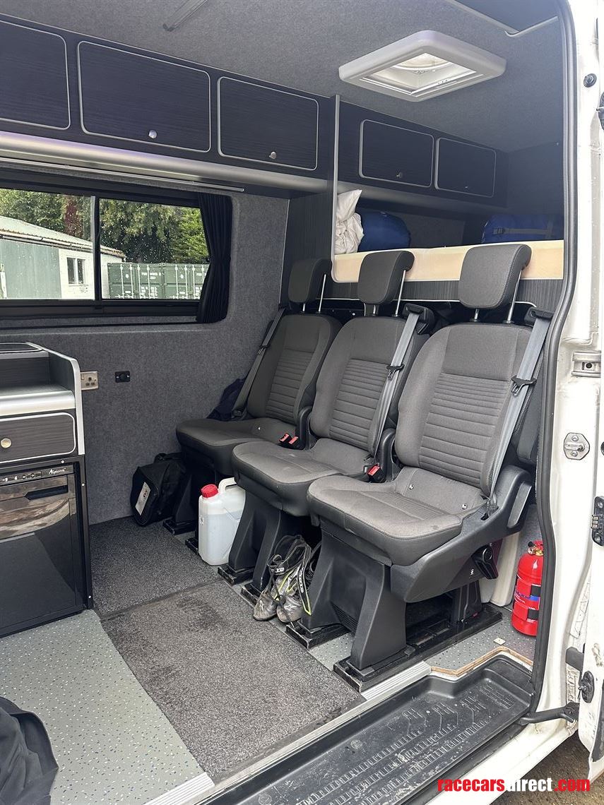 2019-vw-crafter-trendline-race-vancamper