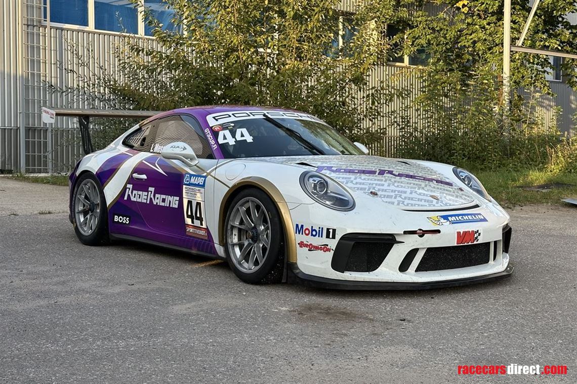 porsche-911-gt3-cup-car-9912