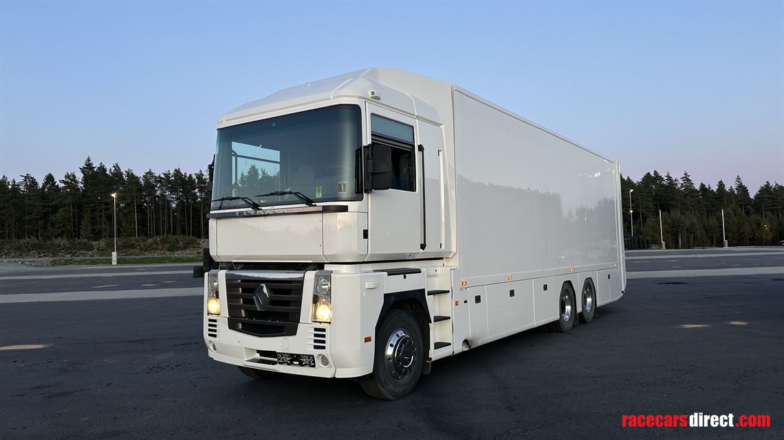 ex-f1---renault-magnum-26-tonne-race-truck-aw