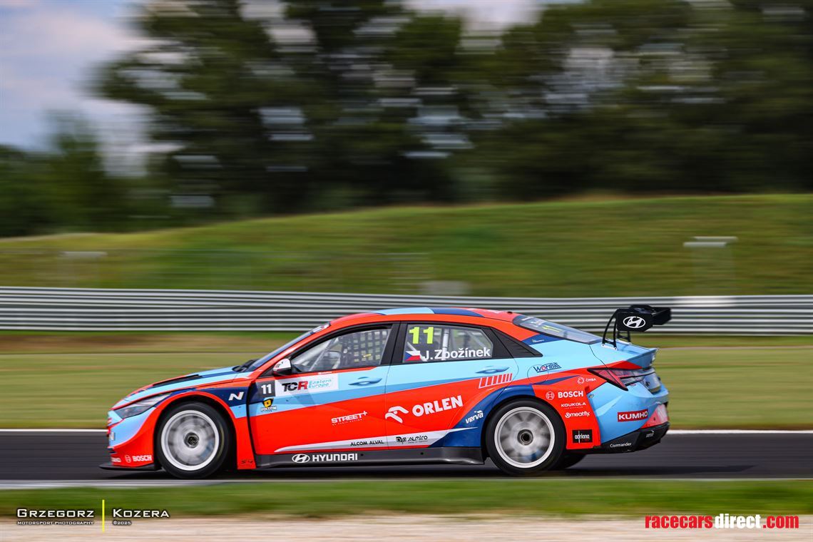 hyundai-elantra-tcr