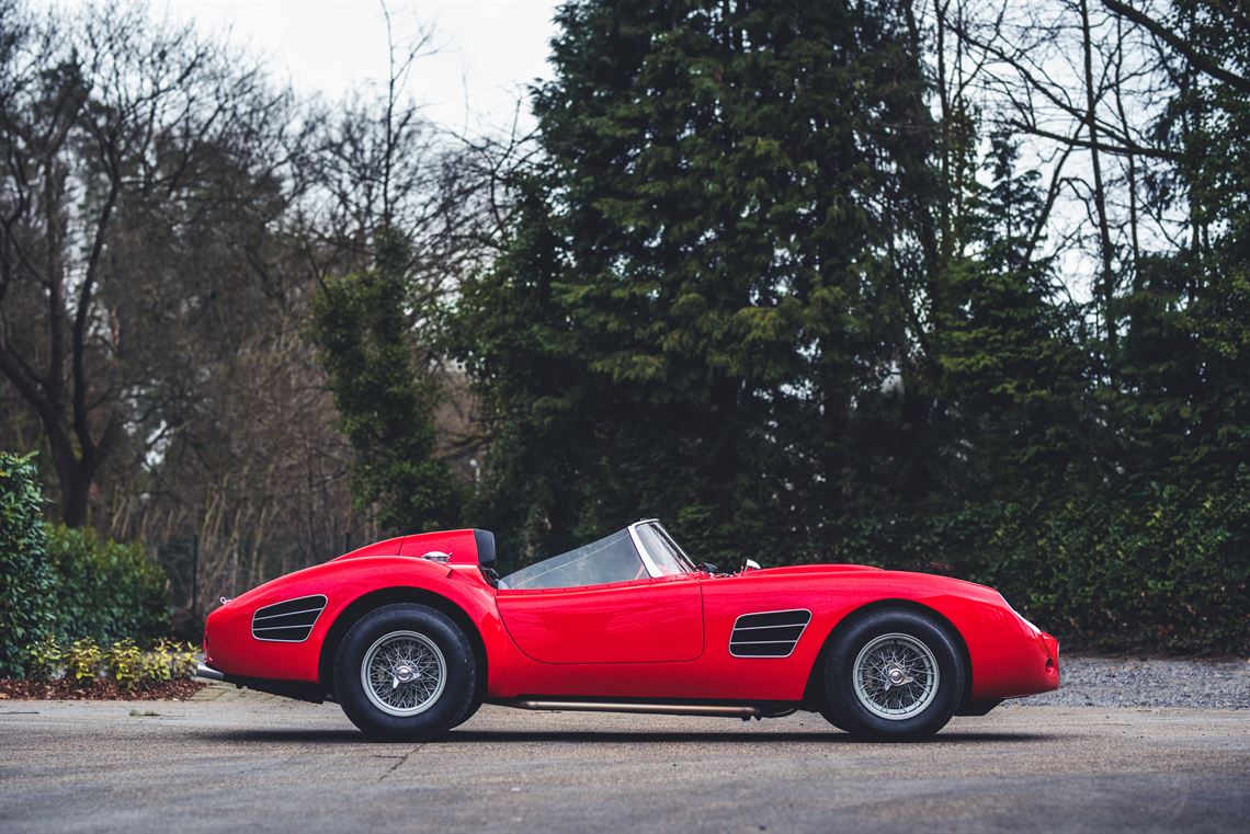 ferrari-250-testarossa-v12