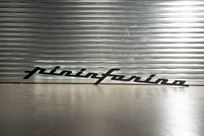 illuminated-pininfarina-sign