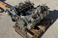 lexus-2ur-gse-50-v8-engine