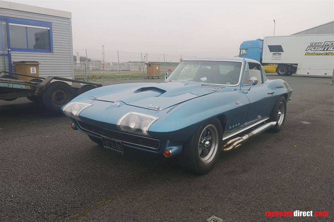 chevrolet-corvette-c2-fia-coupe-1965-67-big-b