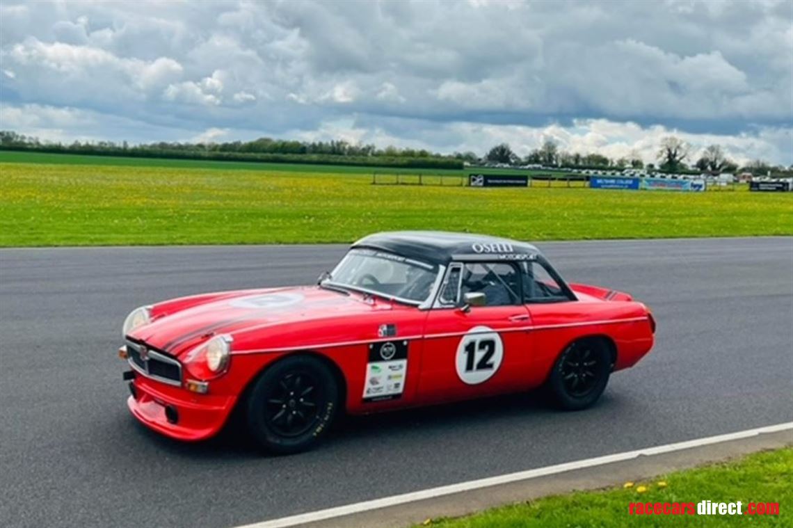 1972-mgb-roadster