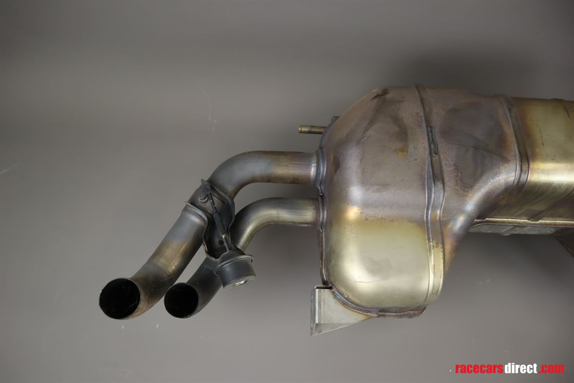 audi-a8-facelift-v10-exhaust-system