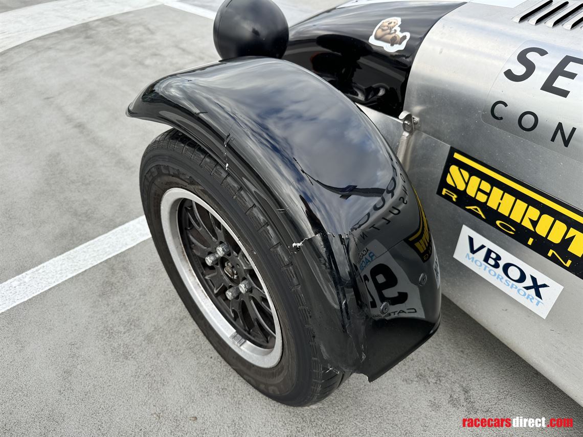 2024-caterham-academy-car-road-legal