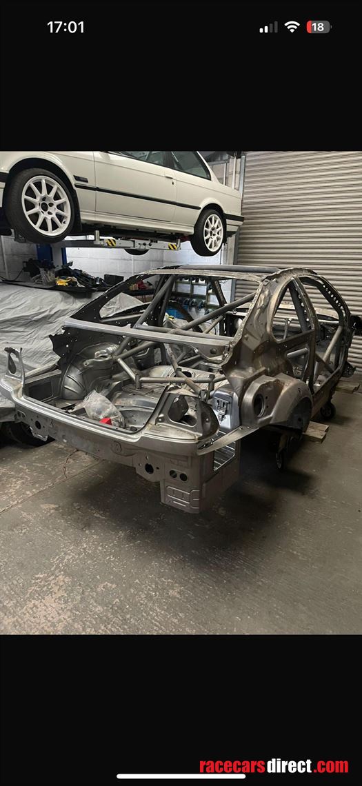 Racecarsdirect.com - 2x Genuine caged E46 M3 shells 2005 and 2003 with V5's