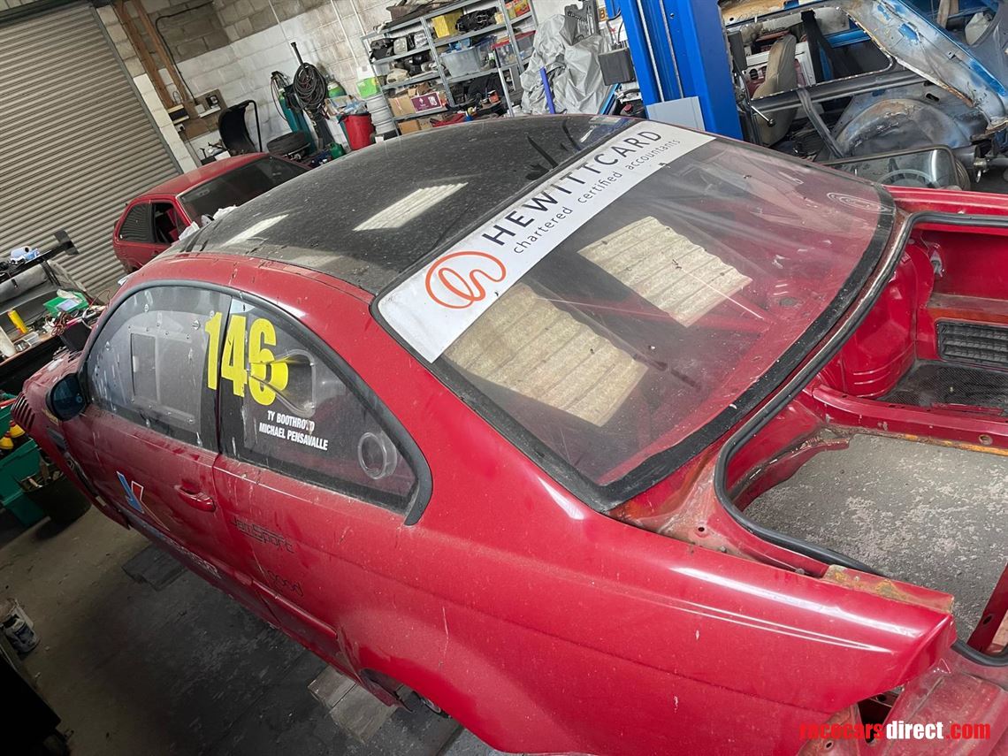 Racecarsdirect.com - 2x Genuine caged E46 M3 shells 2005 and 2003 with V5's