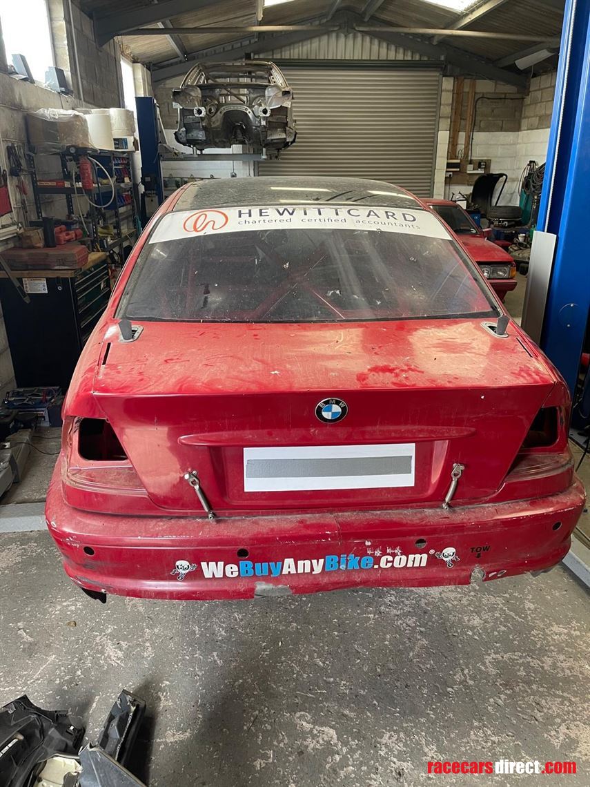 Racecarsdirect.com - 2x Genuine caged E46 M3 shells 2005 and 2003 with V5's