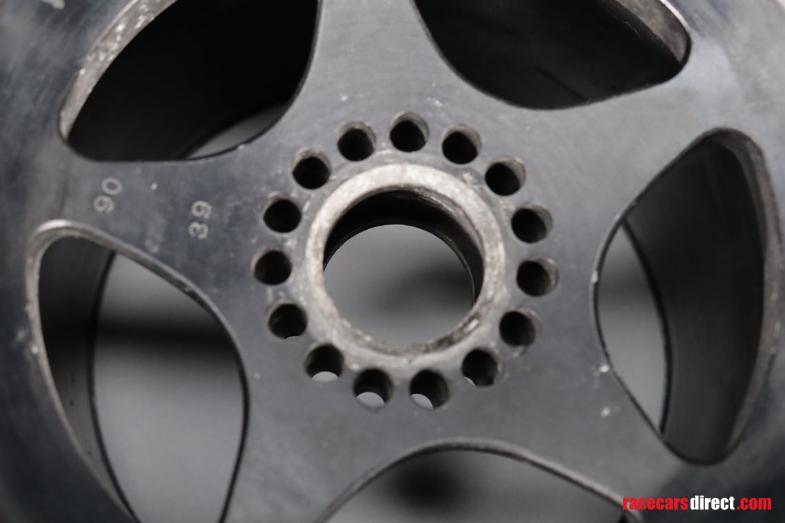 ferrari-formula-1-f1-90-6412-front-wheel-spee