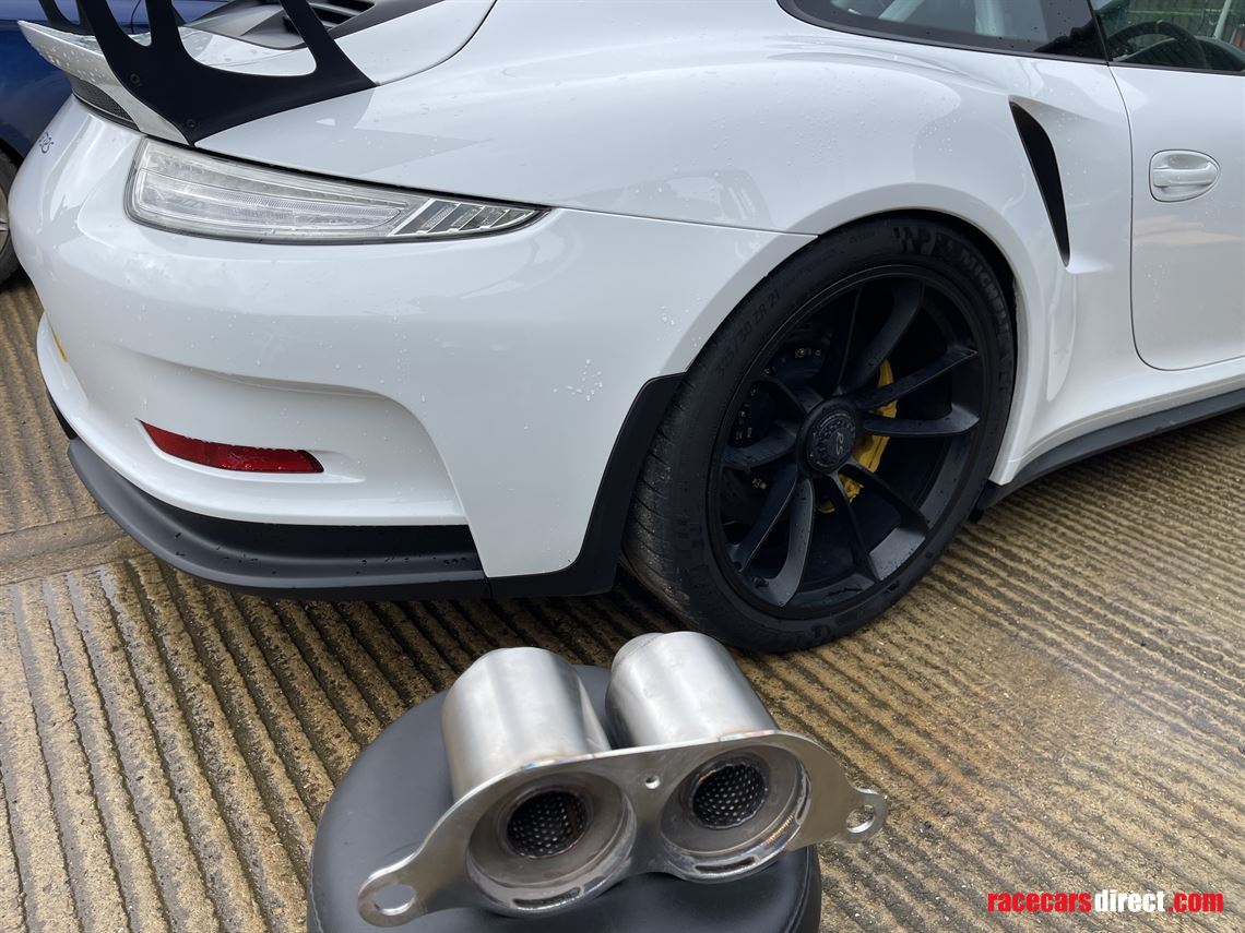 gt3-rs-trackday-silencer