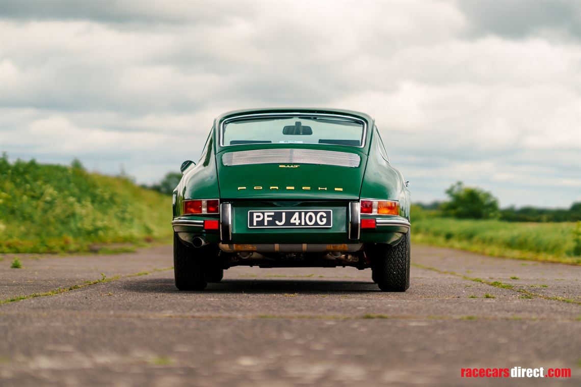 1969-porsche-911-t-coupe-by-karmann