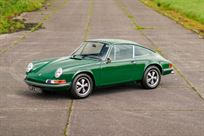 1969-porsche-911-t-coupe-by-karmann