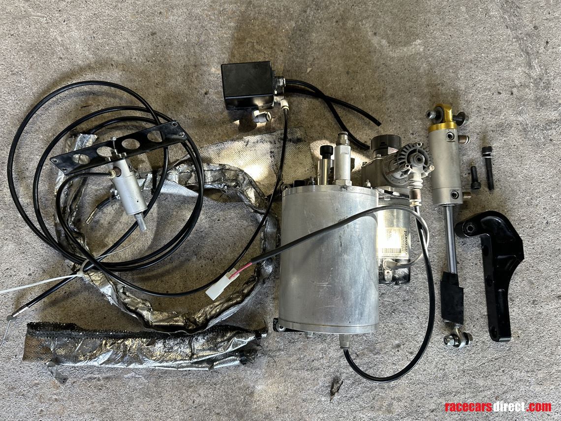 radical-sr3-lots-of-parts-engine-gdu-rolling