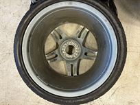 novitec-19-centrelock-ferrari-rims-with-tyres