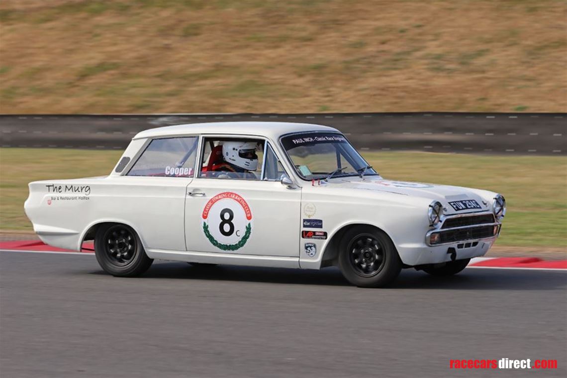 cortina-1965-mk1-gt-race-car