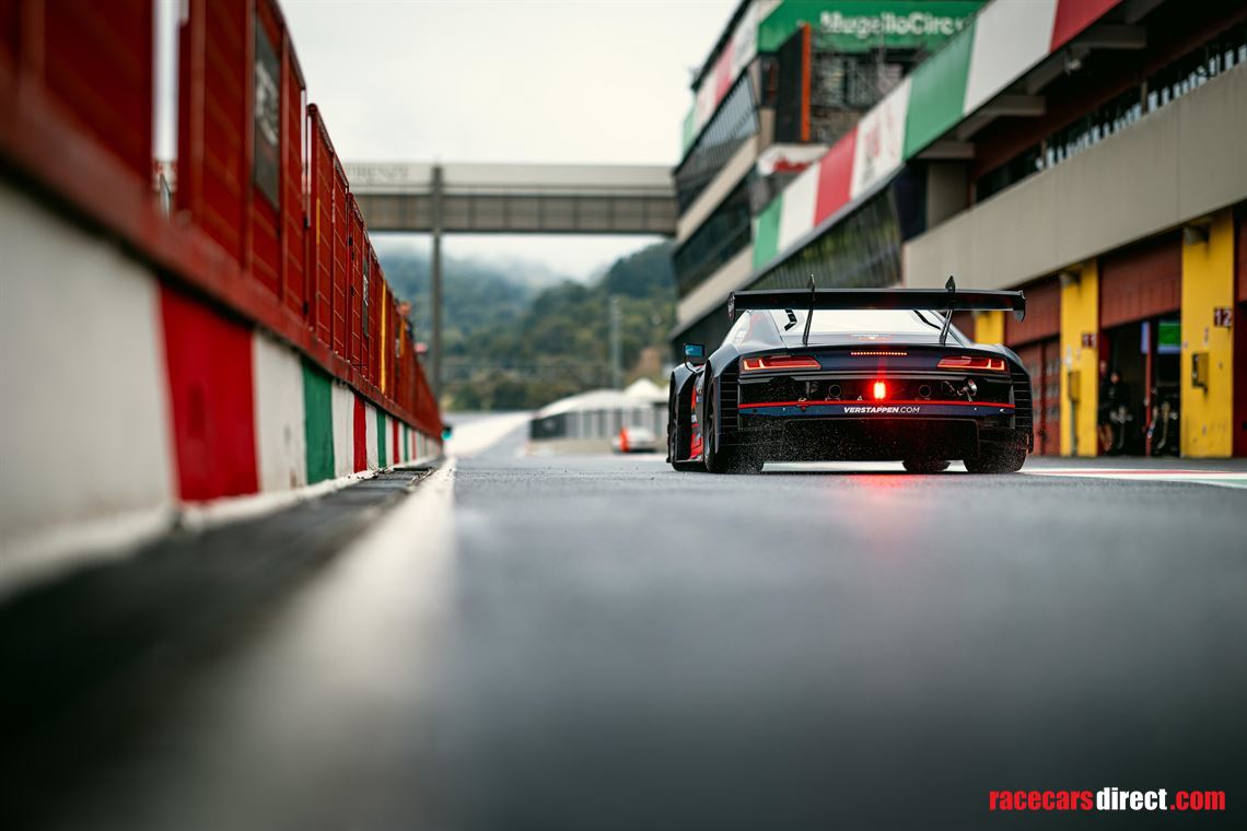 audi-r8-gt3-lms