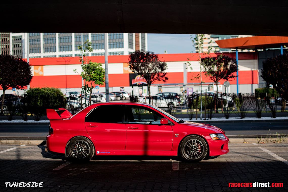 mitsubishi-lancer-evo-9