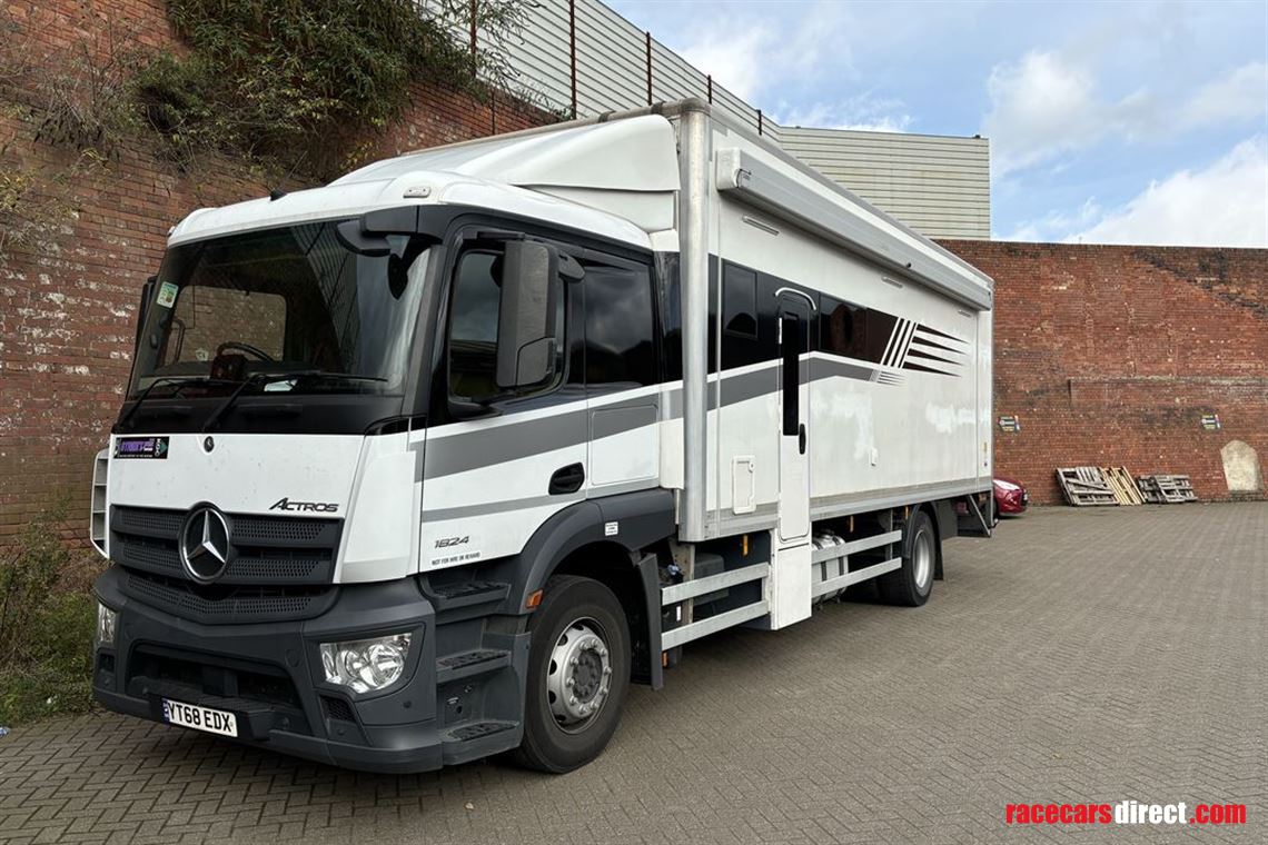 2018-mercedes-actros-1824