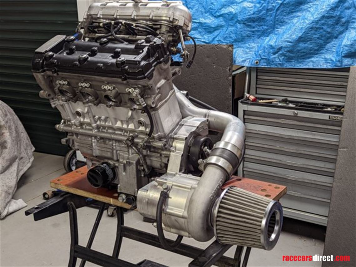 hayabusa-full-supercharger-install-dj-racecar