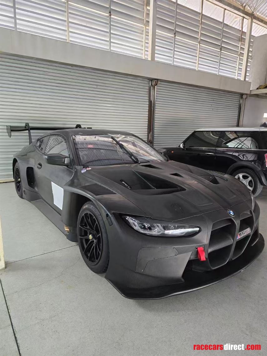 brand-new-2024-bmw-m4-gt3-race-car