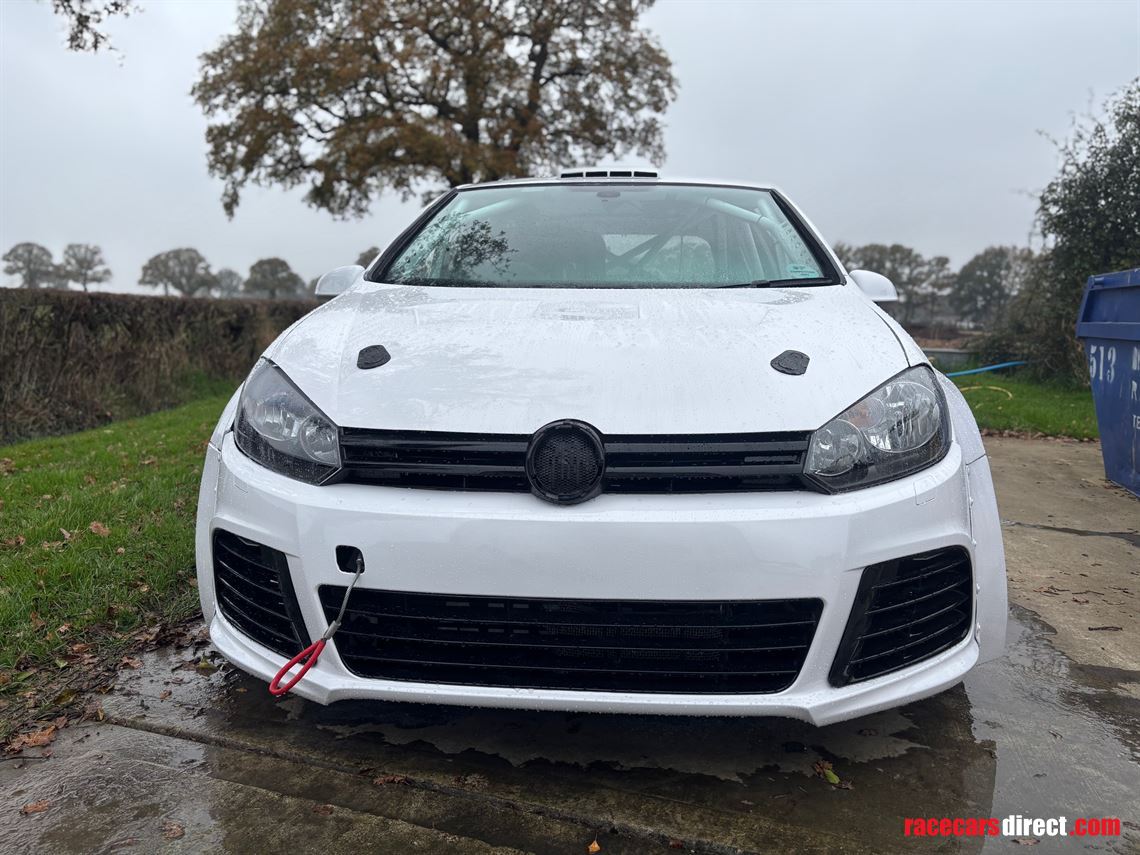 vw-golf-gti-cup-race-car