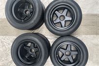 porsche-rsr-original-magnesium-wheels