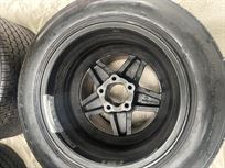 porsche-rsr-original-magnesium-wheels