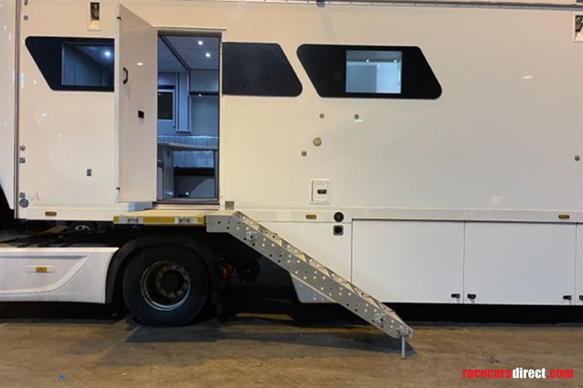 ex-bsb-bike-racing-trailer-built-by-bence