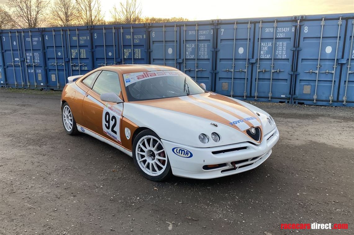 alfa-romeo-gtv-30-v6