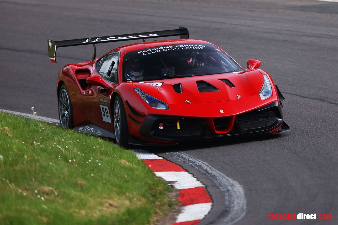 2018-ferrari-488-challenge-evo