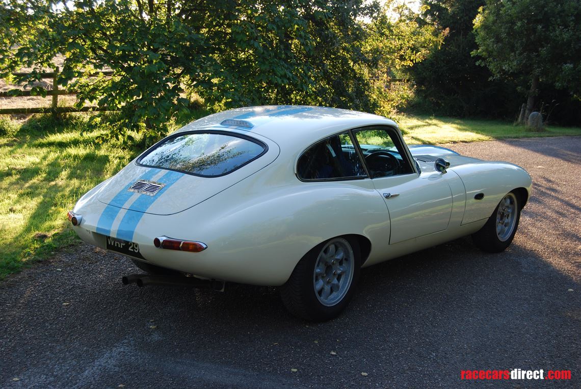 1970-jaguar-e-type-series-2-fast-road-coupe