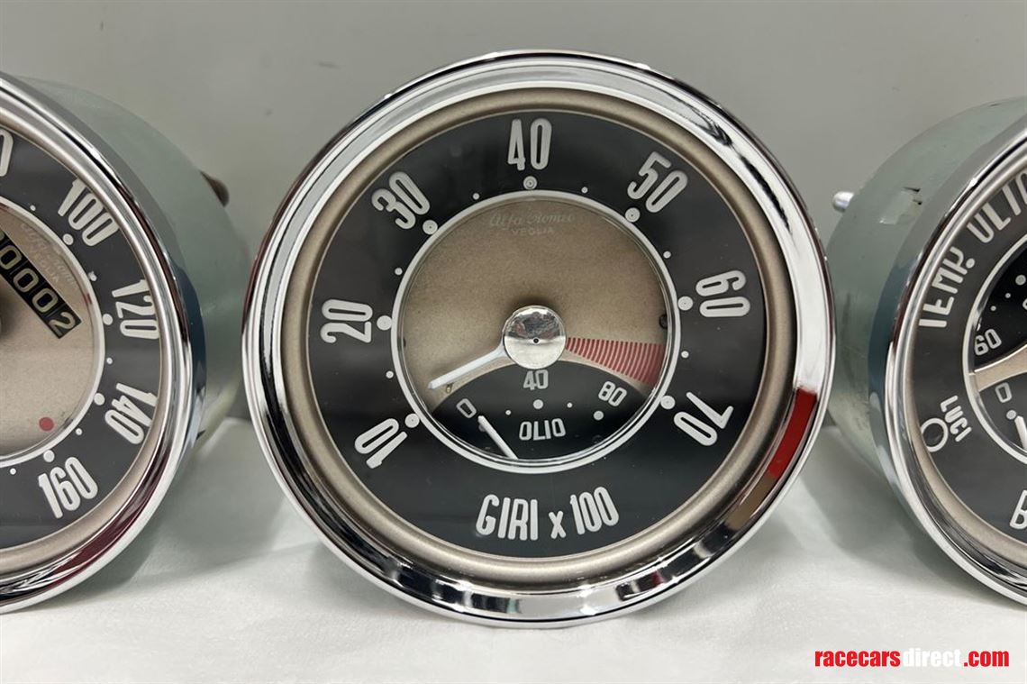 gauges-alfa-romeo-giulietta-spider