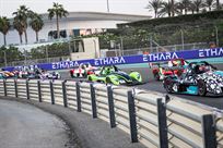 race-a-radical-sr3-xxr-in-the-uae-this-winter