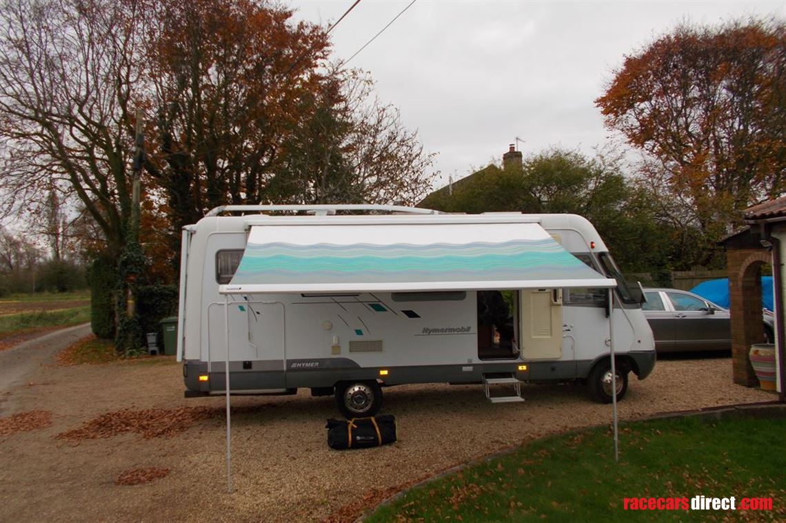 hymer-mercedes-660-twin-wheel-tow-vehicle-awn