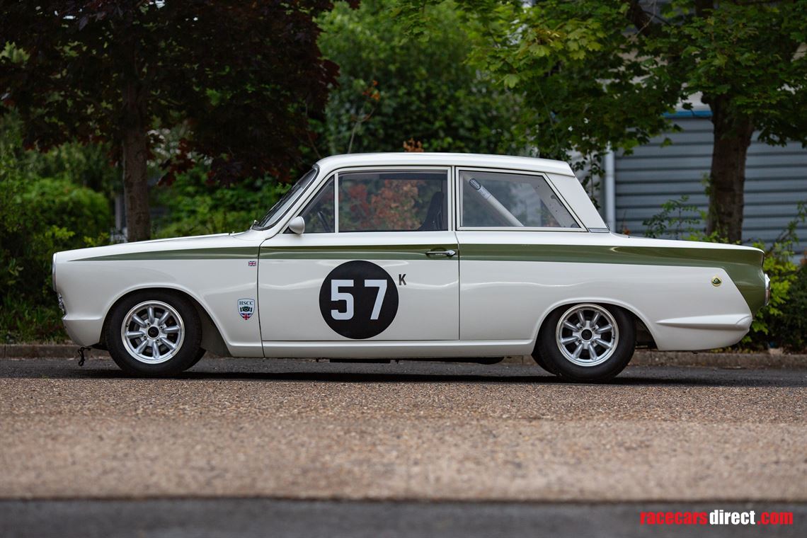 1963-ford-lotus-cortina-fia-race-car