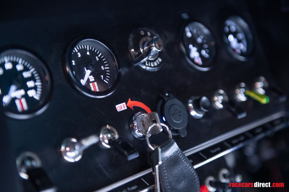 1961-jaguar-e-type-coupe-pre-63