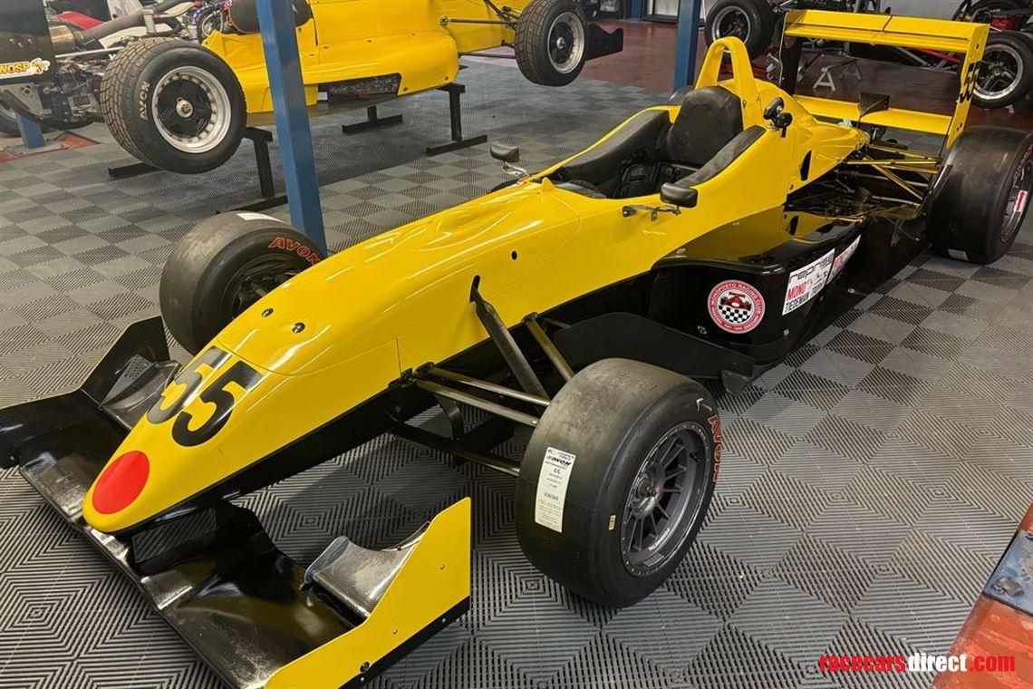 dallara-f306-formula-3---monoposto-toyota