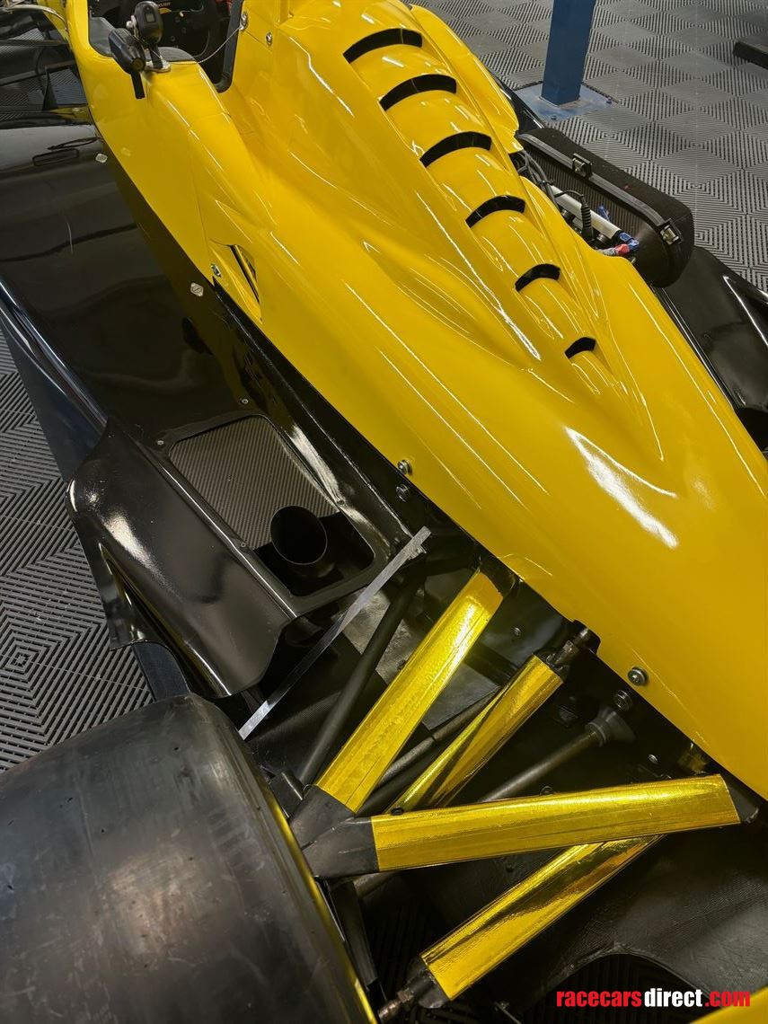 Racecarsdirect.com - Dallara F306 Formula 3 - Monoposto Toyota