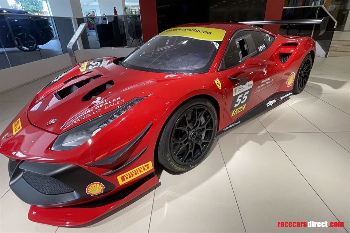 ferarri-488-challenge-evo