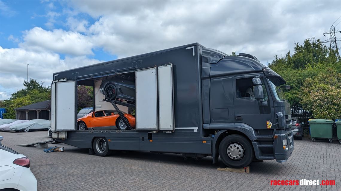 iveco-2-car-enclosed-tranporter