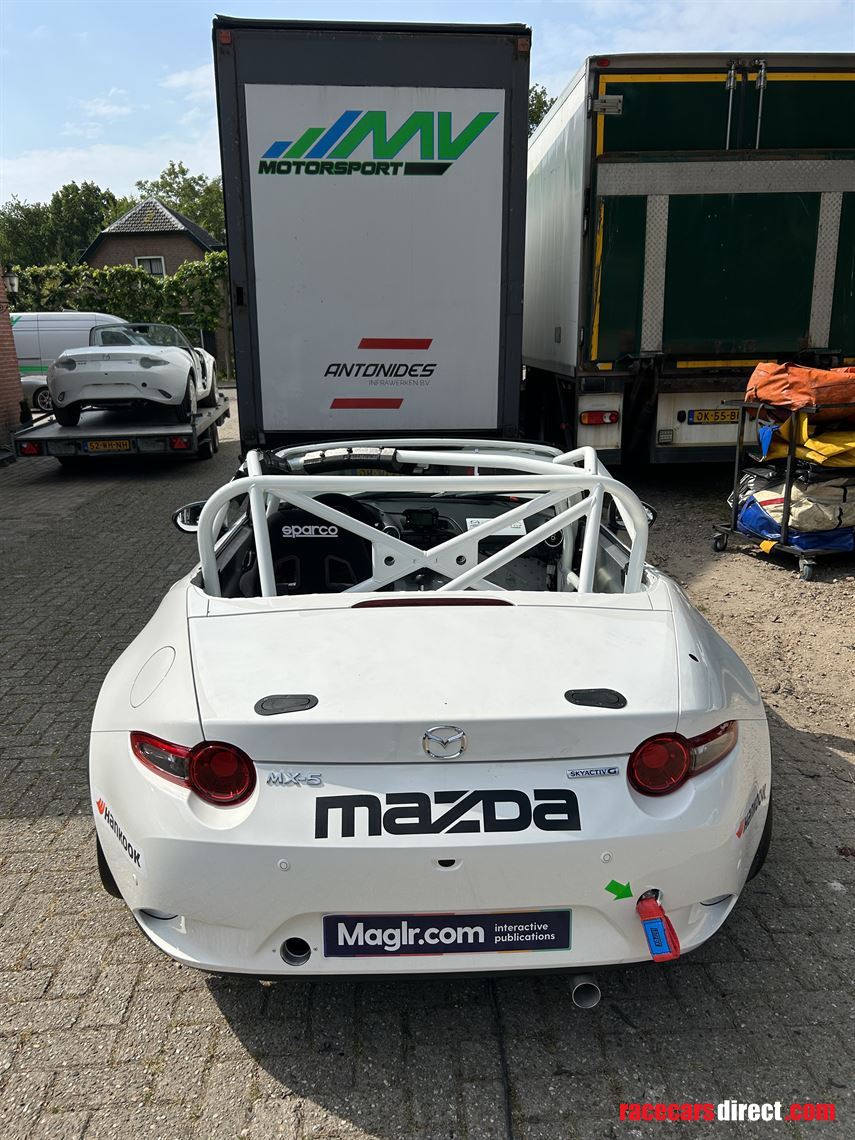 new-cars-mazda-mx-5-nd-2024-3-km