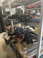 massive-stock-of-formula-renault-20-parts-for