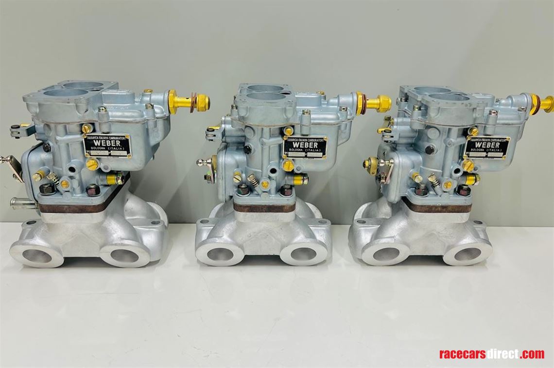 3-carburetors-weber-40dcz6-ferrari