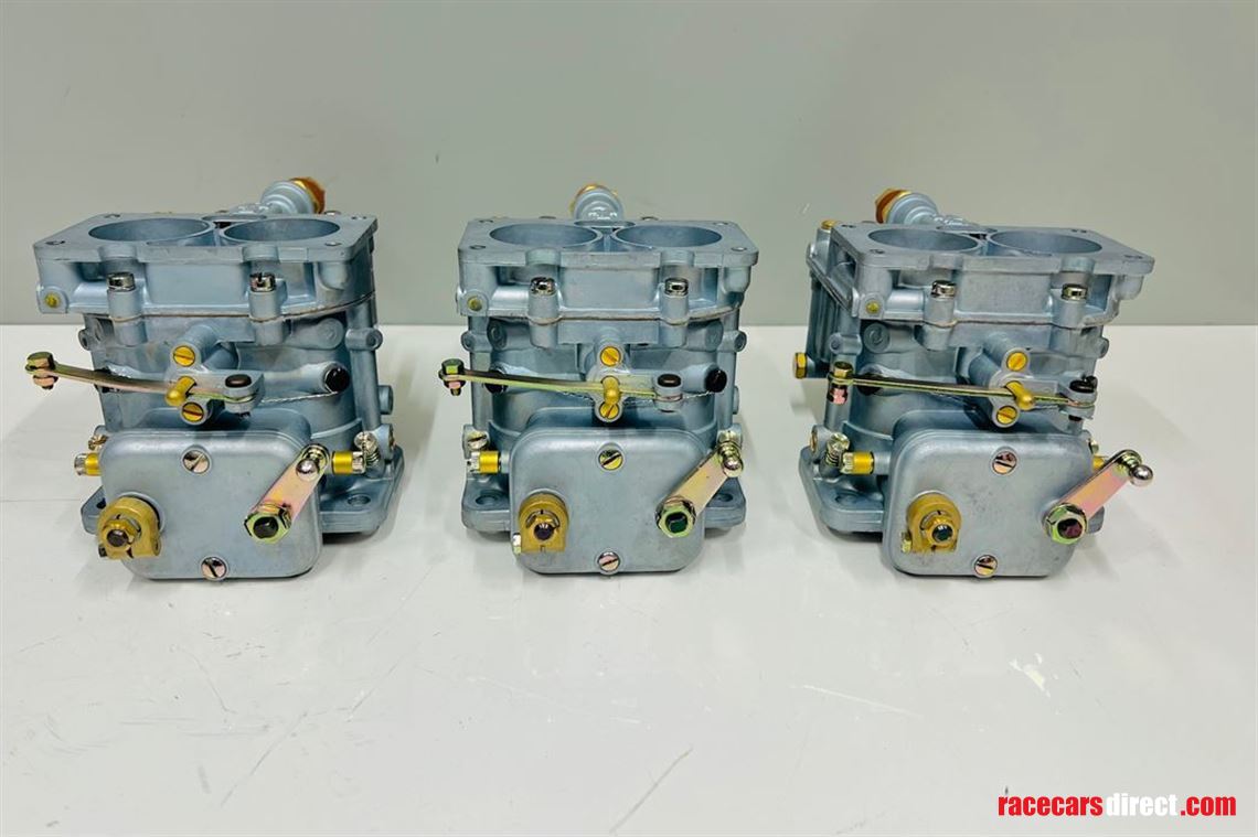 3-carburetors-weber-40dcz6-ferrari